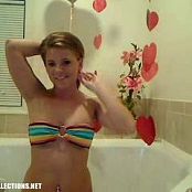 Blueyedcass Rainbow Colored Bikini Bath Camshow Video