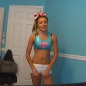 2 Young Teens Showing Us Their Cheerleader Routine Video