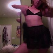 Sexy Amateur Slut Dancing Naked In Her Room Video