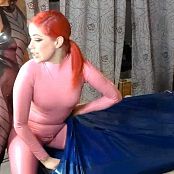 LatexBarbie Pink Catsuit & Blue Vacuum Bed Liveshow HD Video