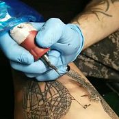 Nikki Sims OnlyFans Working On Tattoo Video