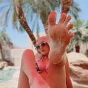 Jessica Nigri OnlyFans Soaked Feet Picture Set