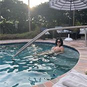Bailey Jay Vacation Picture Set