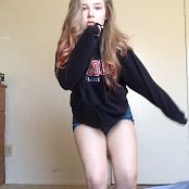 Amateur Teens Dance Tease Video 003