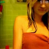 Young Blonde In The Shower Stickam Video