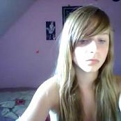 Cute Young Girl Plays With Her Pussy Webcam Video