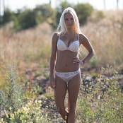 Lucie Laska Unedited Picture Set 006