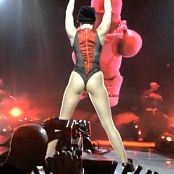Download Slutty Miley Cyrus Shaking Ass On Stage Video