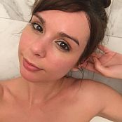 Download Ariel Rebel In The Bath Picture Set