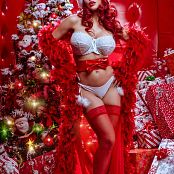 Download Bianca Beauchamp Naughty Naked Christmas Picture Set