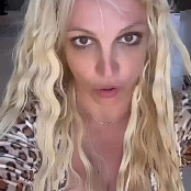 Download Britney Spears Social Media Updates Pack 010