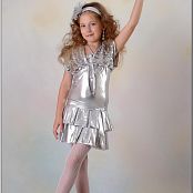Download TeenModelingTV Alissa Silver Dress Picture Set