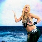 Download Shakira Suerte Music Video