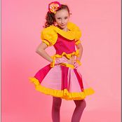 Download TeenModelingTV Alice Pink & Yellow Picture Set