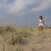 Download PilGrimGirl Wild Kitty Shooting On The Beach HD Video
