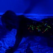 Nikki Sims Black Light Painting Uncut HD Video 050519 mp4 
