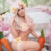 Jessica Nigri Flower Bunny Picture Set