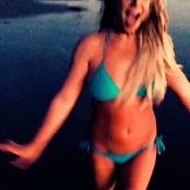 Britney Spears On The Beach Jan 2020 Video 310120 mp4 