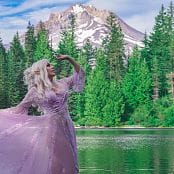 Jessica Nigri Lavender Lake Elf 003