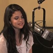 Selena Gomez 2012 04 20 Selena Gomezs Kiss Cam Confession Interview On Air With Ryan Seacrest Video 250320 mp4 