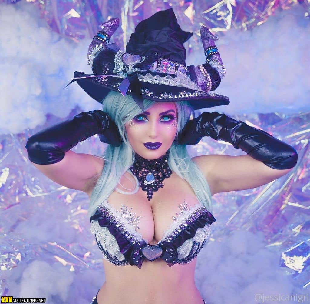 Nuovo set di foto cosplay di halloween molto hot con la puttana cosplay di ...
