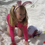 Rachel Sexton Easter Snow Bunny 007