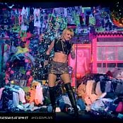 Miley Cyrus Plastic Hearts Amazon Music Holiday Plays 1080p Video 291220 ts 