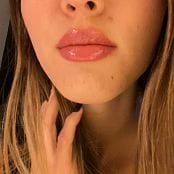 Crystal Knight Shiny Lips Lip Gloss Fetish Video 170421 mp4 