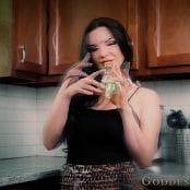 Alexandra Snow Consume and Go Down Video 240721 mp4 