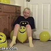 Sexy Pattycake Bonus Balloon Pop 2009 090505 090505 Video 160921 mpg 