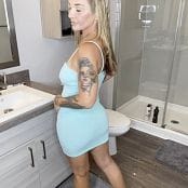 Christina Model OnlyFans Scambia il bagno Video HD 260921 mp4 