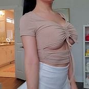 Alinity OnlyFans Underboob Outfit Tease Video 220522 mp4 