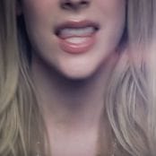 Avril Lavinge When You’re Gone 4K UHD Music Video