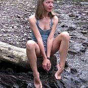 PilgrimGirl Jessy At Mountains Video 003 130822 mp4 0003