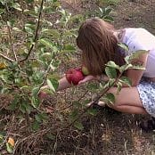 PilgrimGirl Jessy In The Country Video 004 130822 mp4 0001