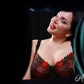 Goddess Alexandra Snow Pillow Prison Video 101122 mp4 