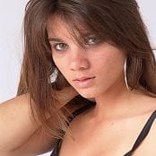 8H01 Lucia Picture Set 001 – 004