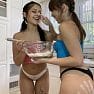 Riley Reid OnlyFans 20 04 03 17600003 19 Baking with my sister sheforkeeps 2316x3088