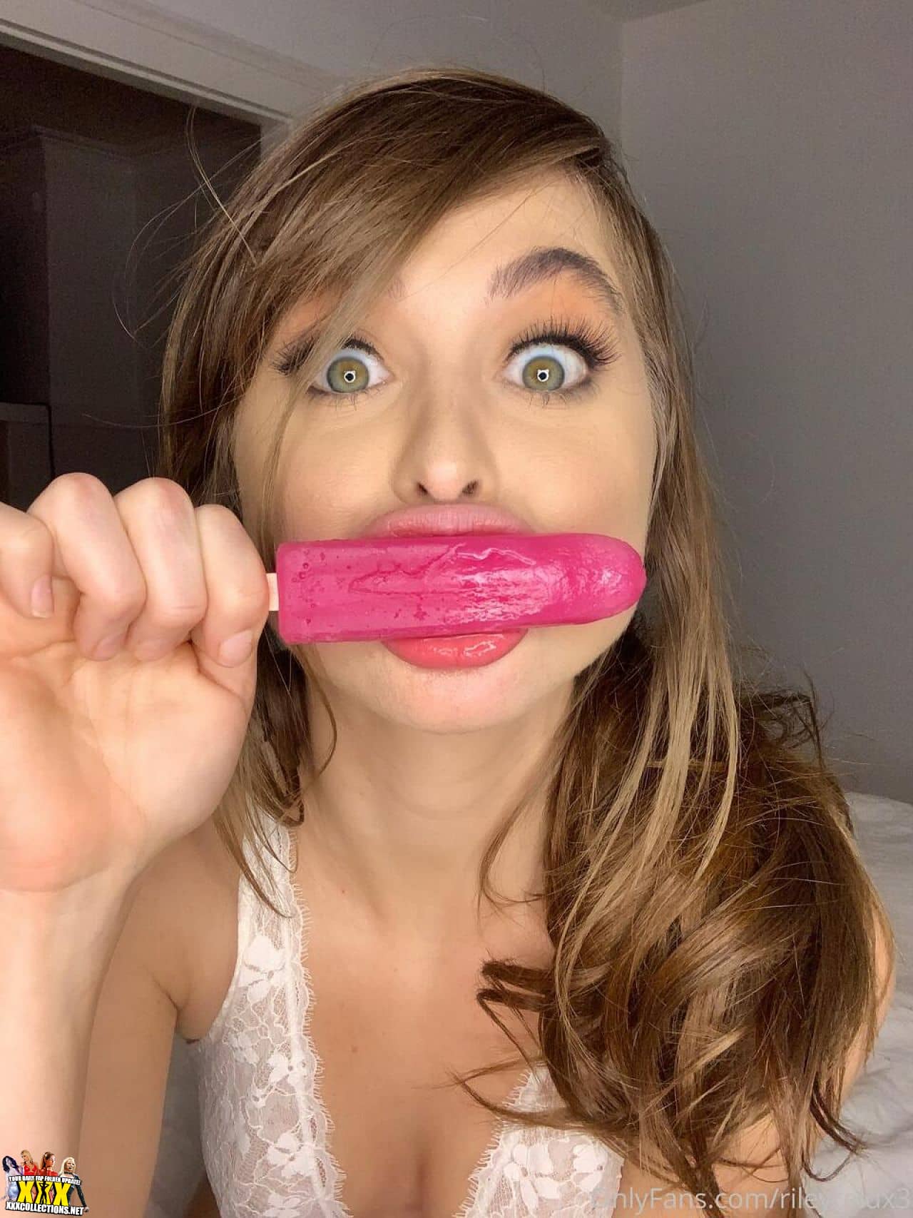 Riley Reid OnlyFans 20 05 06 22298359 18 Check your dms for the Naughty vid...