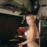 Emma Kotos OnlyFans 2020 07 27 I love cooking naked my only fans price is dropping to 10 2075x2612 28e0b38c14e155895a3091f2c717af6a