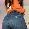 PrincessCake OnlyFans princesscake 27 11 2019 15085364 orange sweatshirt jeans bo