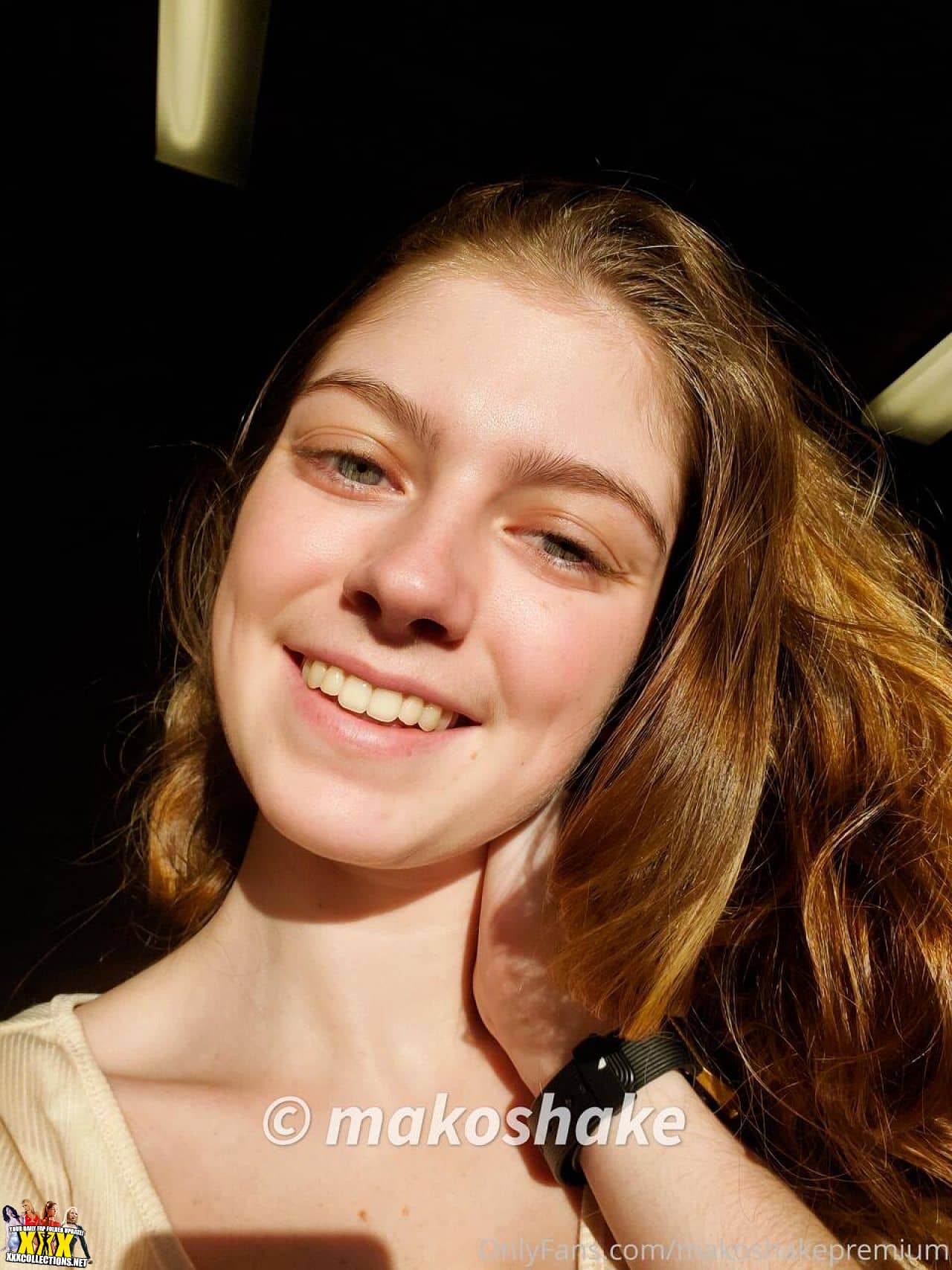 Makoshake mako. Makoshake video. Makoshake слив. Makoshake слив. Makoshake слив онлифанс.