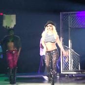 Britney_Spears_-_Circus_Tour_Bootleg_Video_073mp4-00002