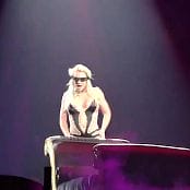 Britney_Spears_Circus_Tour_Bootleg_Video_365mp4-00001