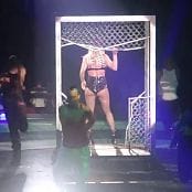 Britney_Spears_-_Circus_Tour_Bootleg_Video_257mp4-00001