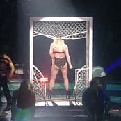 Britney_Spears_-_Circus_Tour_Bootleg_Video_257mp4-00002