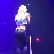 Britney_Spears_Circus_Tour_Bootleg_Video_326mp4-00001