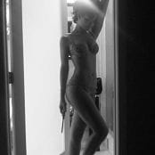 Rihanna Leaked Nude Fappening 009