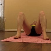 Sherri Chanel Butt Work Yoga 260715 mp4