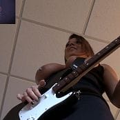 Nikki Sims Guitar Hero HD wmv 